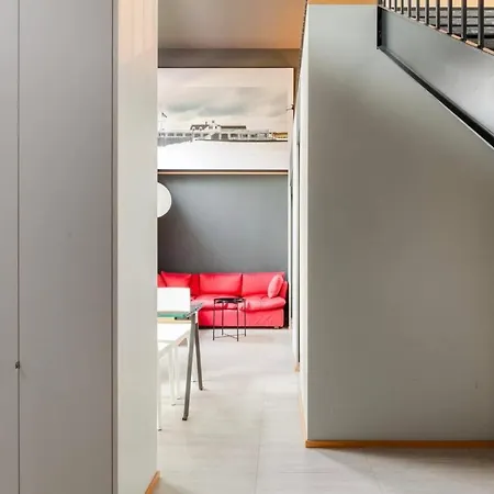 דירה Design Spacious Loft In Navigli - Hosted By Sweetstay מילאנו